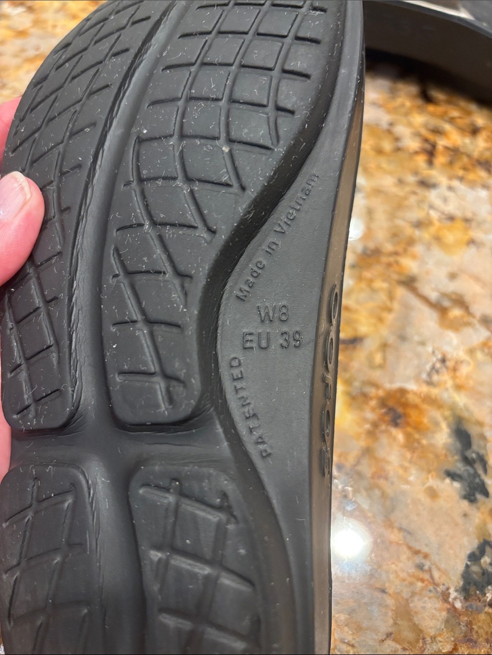 OOFOS sandals - Picture 4 of 5